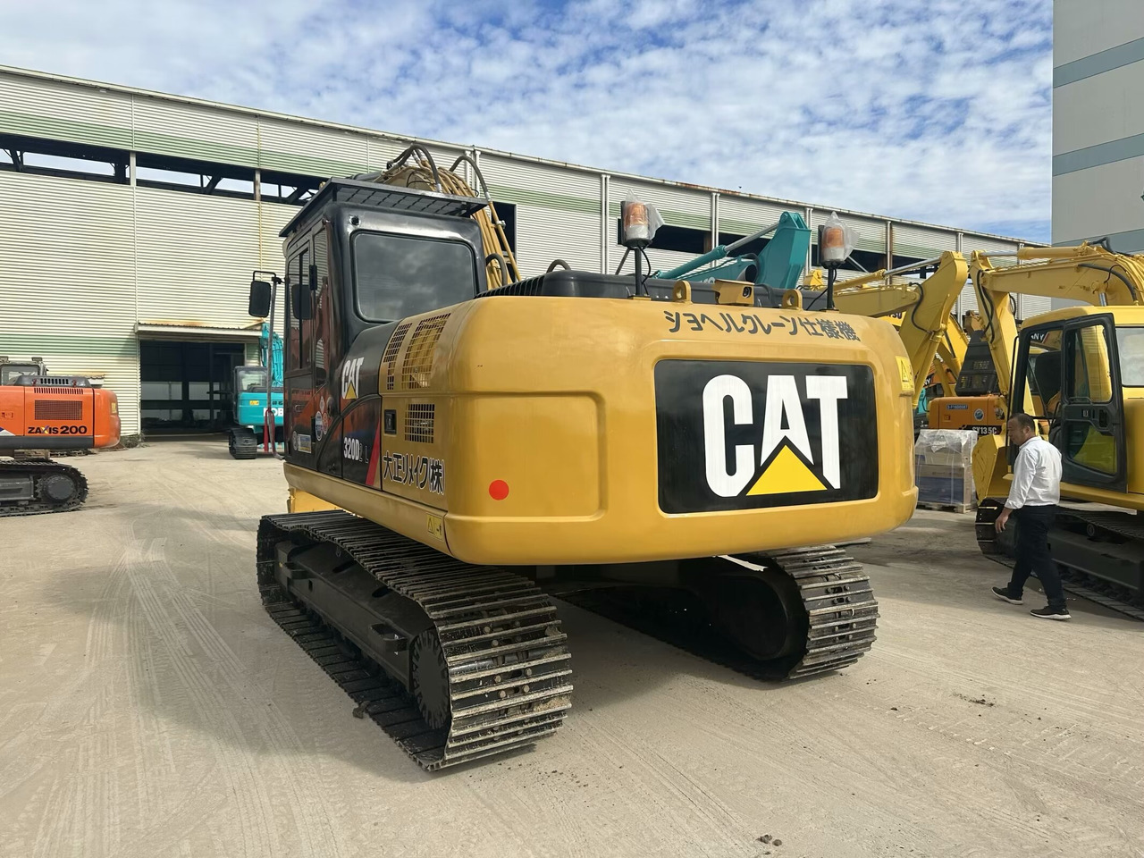 CAT 320D - Pásové rýpadlo: obrázok 3 CAT 320D - Pásové rýpadlo: obrázok 3