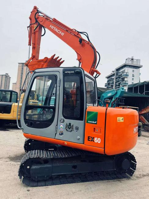 Hitachi EX60 - Pásové rýpadlo: obrázok 1 Hitachi EX60 - Pásové rýpadlo: obrázok 1