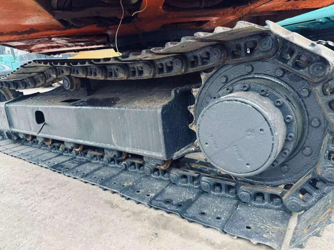 Hitachi EX60 - Pásové rýpadlo: obrázok 5 Hitachi EX60 - Pásové rýpadlo: obrázok 5