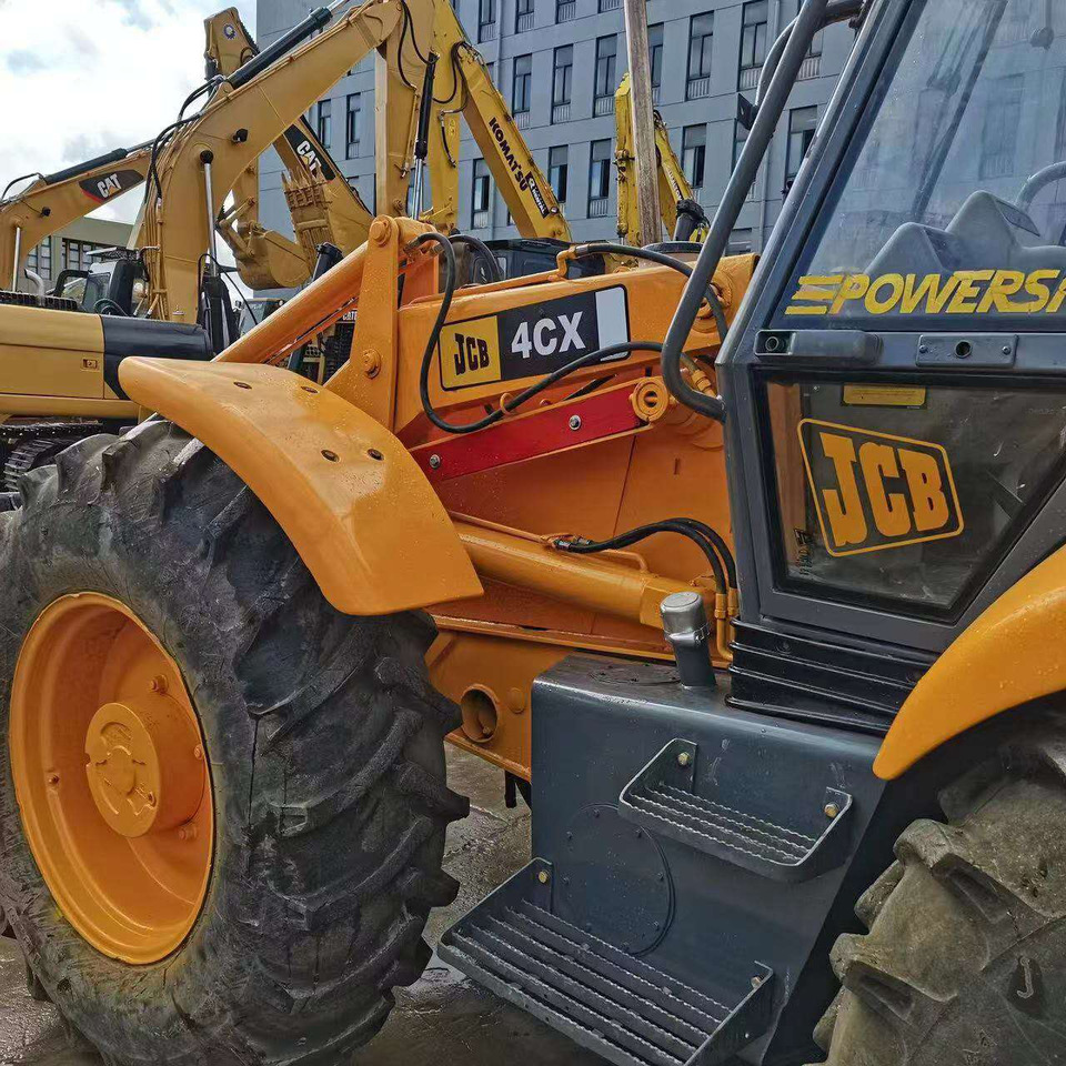 JCB 4CX - Rýpadlo-nakladač: obrázok 5 JCB 4CX - Rýpadlo-nakladač: obrázok 5