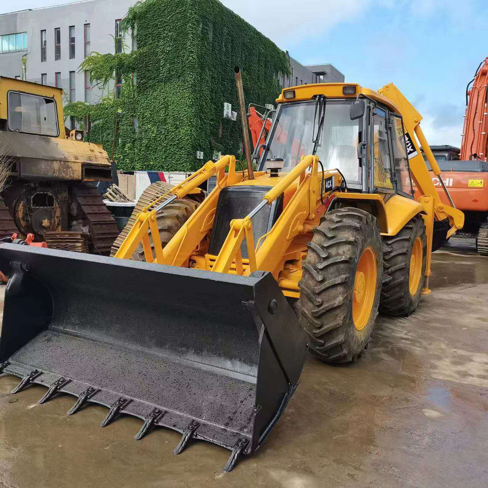JCB 4CX - Rýpadlo-nakladač: obrázok 1 JCB 4CX - Rýpadlo-nakladač: obrázok 1
