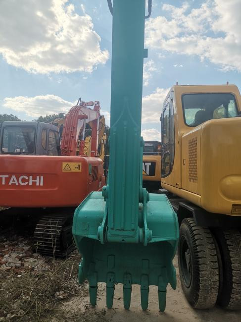 Kobelco SK140 - Rýpadlo: obrázok 2 Kobelco SK140 - Rýpadlo: obrázok 2
