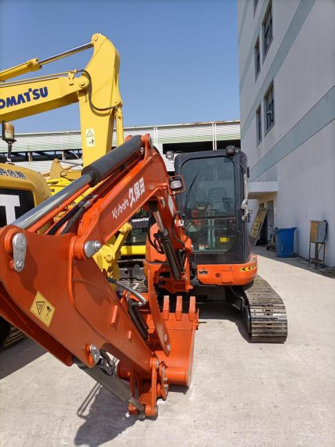 Kubota u55-4 - Mini rýpadlo: obrázok 4 Kubota u55-4 - Mini rýpadlo: obrázok 4