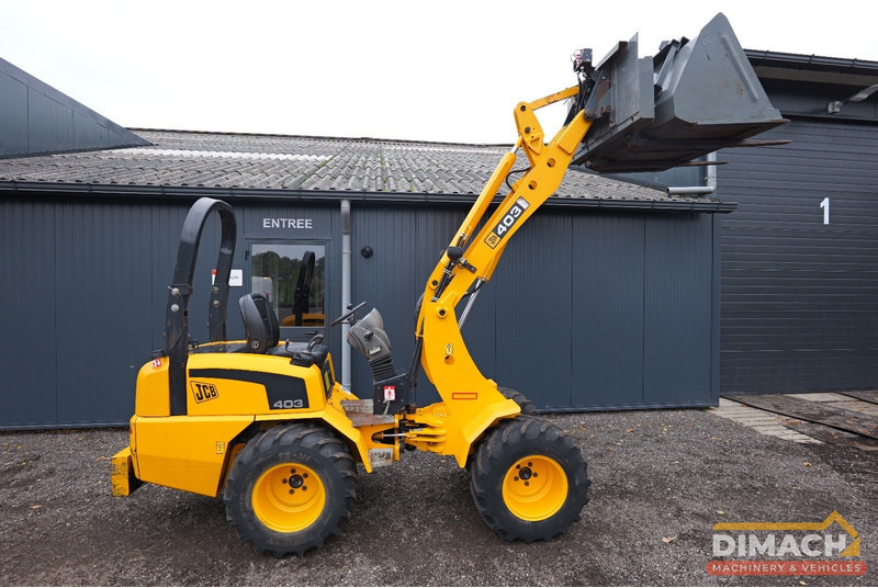 JCB 403 Zeer nette shovel met hydraulische snelwissel en bak en palletvorken 120cm lang - Nakladač: obrázok 2 JCB 403 Zeer nette shovel met hydraulische snelwissel en bak en palletvorken 120cm lang - Nakladač: obrázok 2