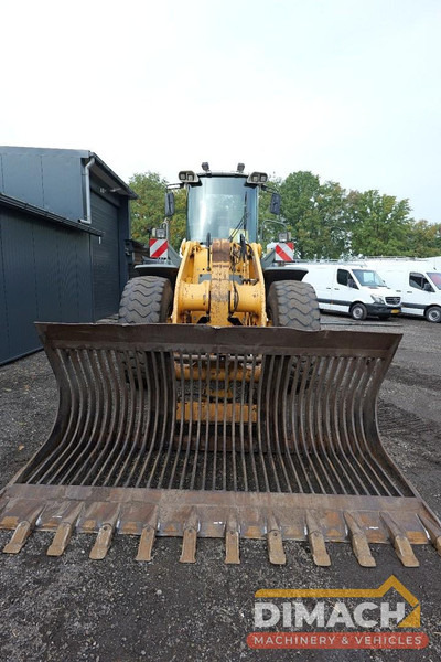 Liebherr L556 Like new!! Airco, quick coupler, skeleton bucket with teeths - Nakladač: obrázok 4 Liebherr L556 Like new!! Airco, quick coupler, skeleton bucket with teeths - Nakladač: obrázok 4