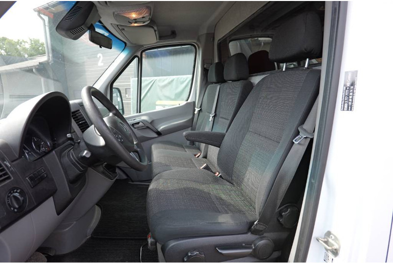 Mercedes-Benz Sprinter 316 CDI 2.2 automaat airco euro 6 L1H1 - Furgon: obrázok 5 Mercedes-Benz Sprinter 316 CDI 2.2 automaat airco euro 6 L1H1 - Furgon: obrázok 5
