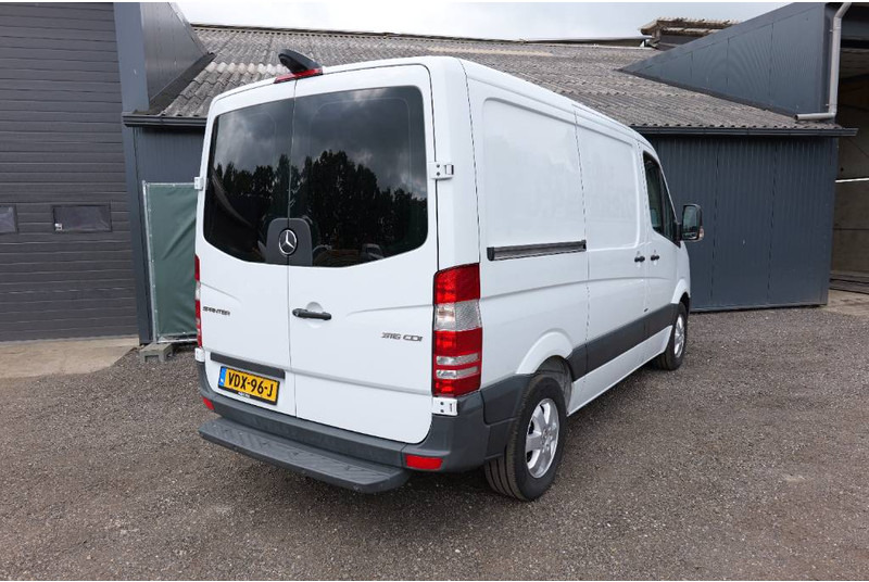Mercedes-Benz Sprinter 316 CDI 2.2 automaat airco euro 6 L1H1 - Furgon: obrázok 2 Mercedes-Benz Sprinter 316 CDI 2.2 automaat airco euro 6 L1H1 - Furgon: obrázok 2