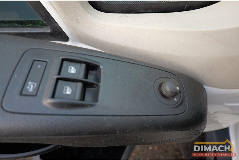 Furgon Peugeot Boxer L4H3 boxer airco camera low km!!: obrázok 20 Furgon Peugeot Boxer L4H3 boxer airco camera low km!!: obrázok 20