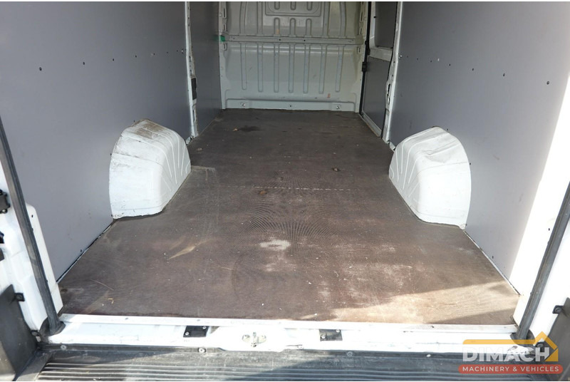 Furgon Peugeot Boxer L4H3 boxer airco camera low km!!: obrázok 10 Furgon Peugeot Boxer L4H3 boxer airco camera low km!!: obrázok 10