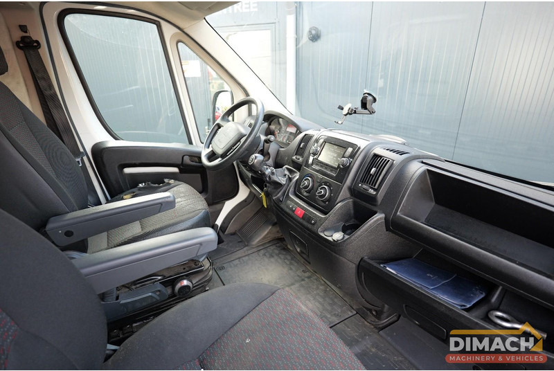 Furgon Peugeot Boxer L4H3 boxer airco camera low km!!: obrázok 18 Furgon Peugeot Boxer L4H3 boxer airco camera low km!!: obrázok 18