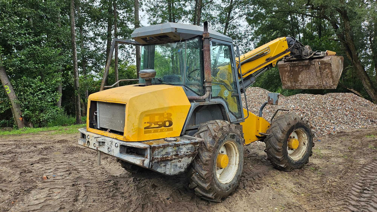 Ładowarka teleskopowa MATBRO TR250-110 Powershift jcb - Teleskopický kolesový nakladač: obrázok 2 Ładowarka teleskopowa MATBRO TR250-110 Powershift jcb - Teleskopický kolesový nakladač: obrázok 2