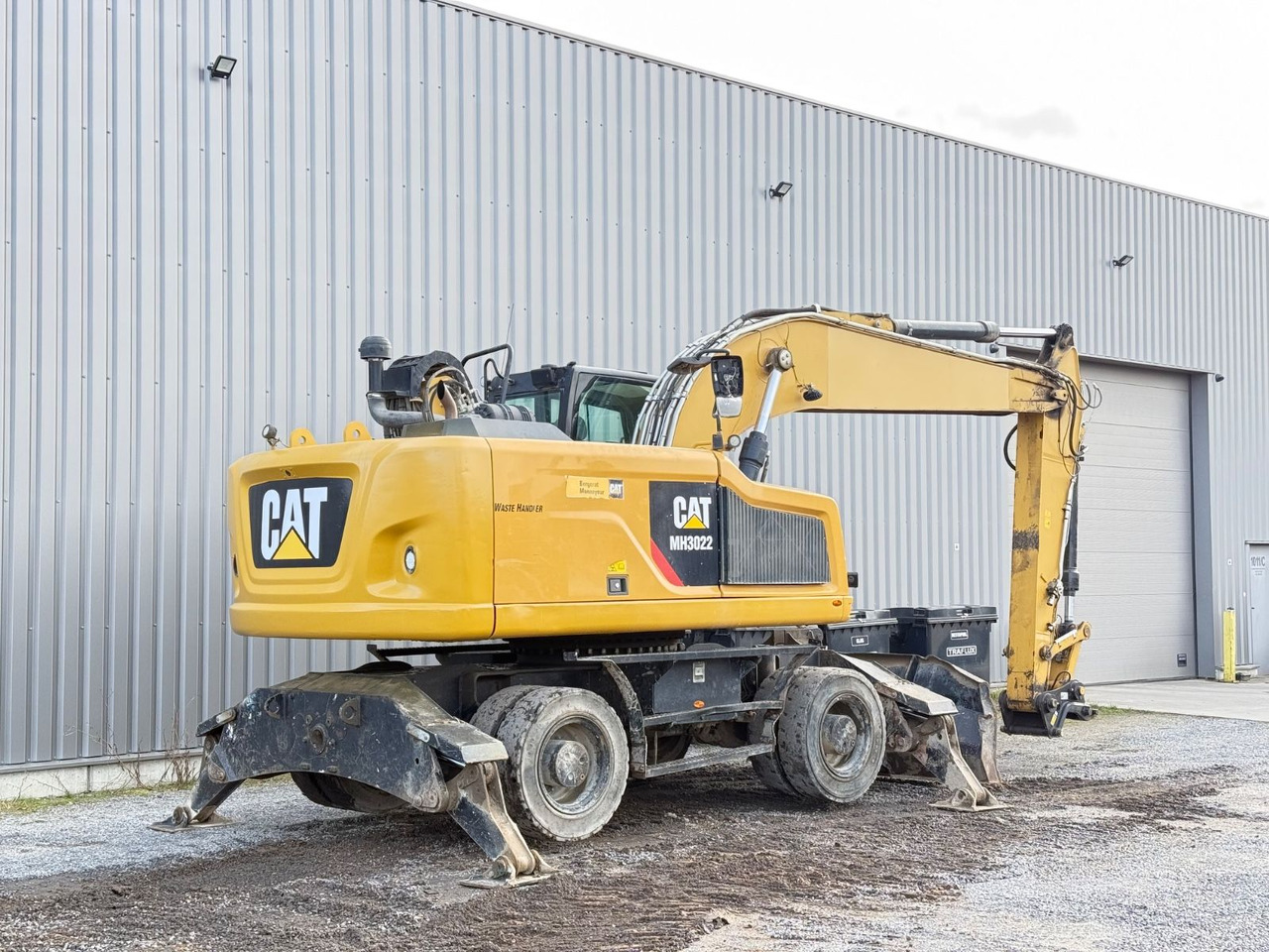 CAT MH3022 - Kolesové rýpadlo: obrázok 4 CAT MH3022 - Kolesové rýpadlo: obrázok 4