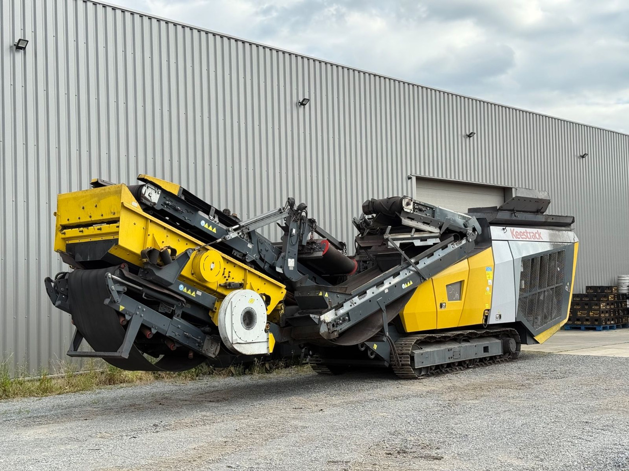 KEESTRACK R3H Mobile Brecheranlage mit Siebmodul - Nárazový drvič: obrázok 4 KEESTRACK R3H Mobile Brecheranlage mit Siebmodul - Nárazový drvič: obrázok 4