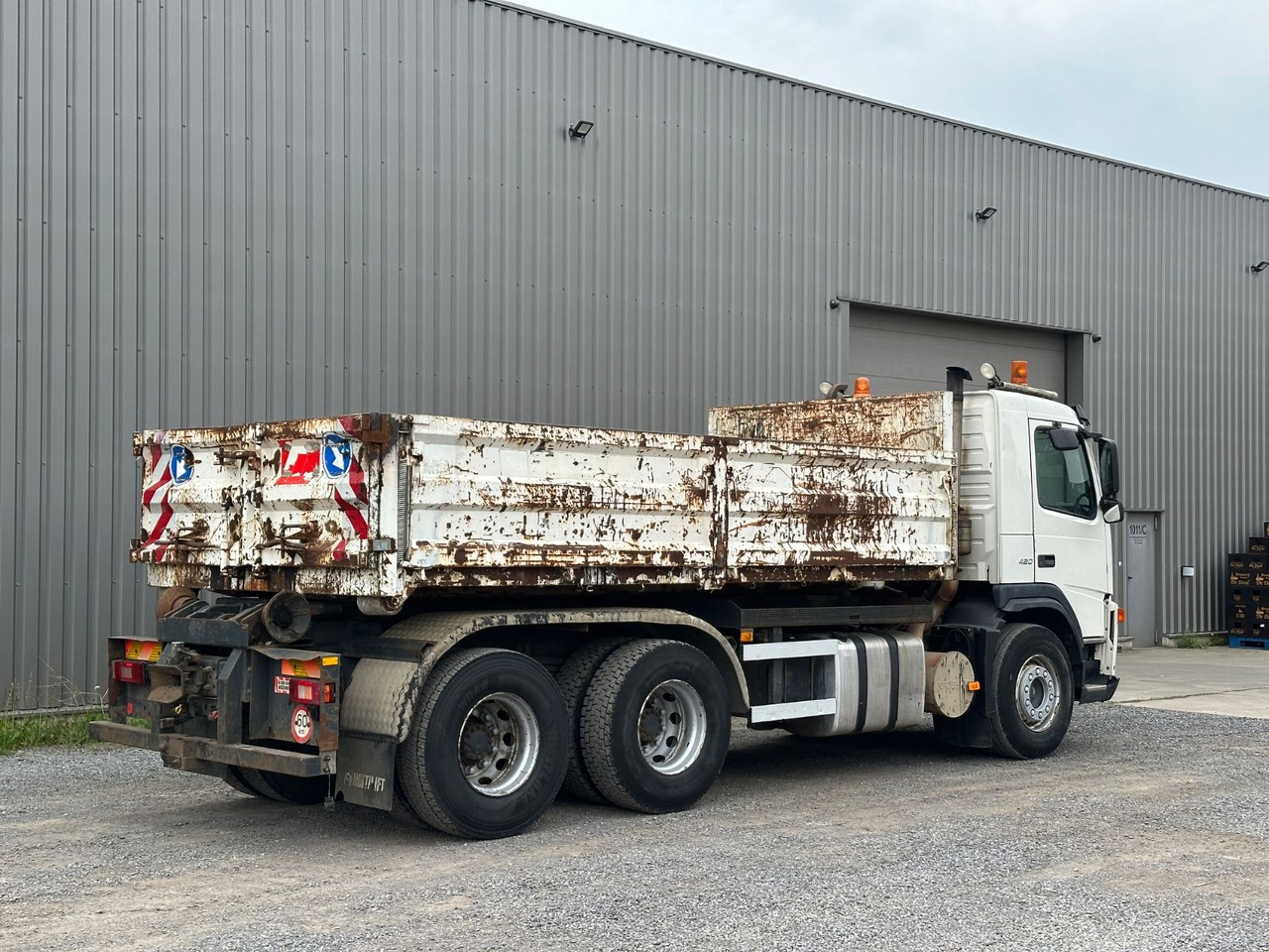 Volvo FM 420 - Hákový nosič kontajnerov: obrázok 3 Volvo FM 420 - Hákový nosič kontajnerov: obrázok 3