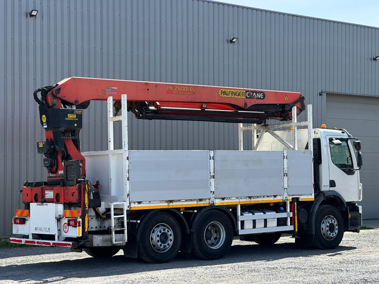 Volvo VOLVO FE 330 PALFINGER 25001 EL Performance - Auto s hydraulickou rukou: obrázok 3 Volvo VOLVO FE 330 PALFINGER 25001 EL Performance - Auto s hydraulickou rukou: obrázok 3