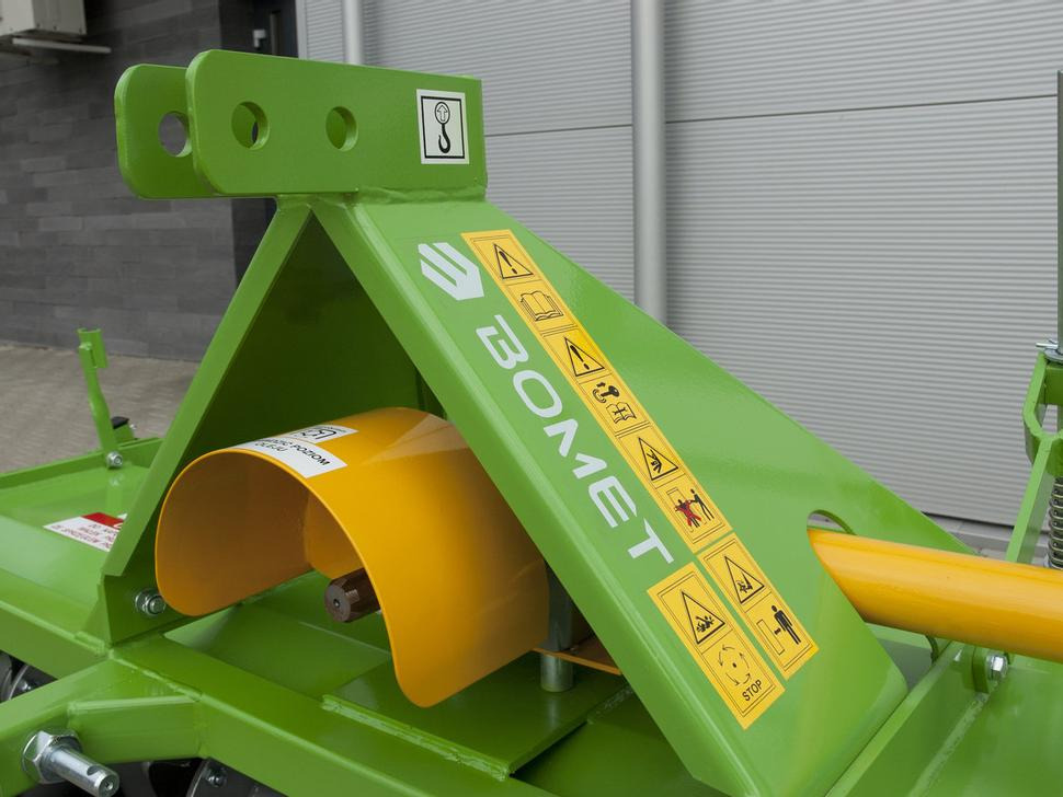 Bomet Bodenfräsen / Rotary tiller / Rotavator / Vangatrice / Rastrillo / Культиватор / Glebogryzarka 2 m - Rotavátor: obrázok 4 Bomet Bodenfräsen / Rotary tiller / Rotavator / Vangatrice / Rastrillo / Культиватор / Glebogryzarka 2 m - Rotavátor: obrázok 4