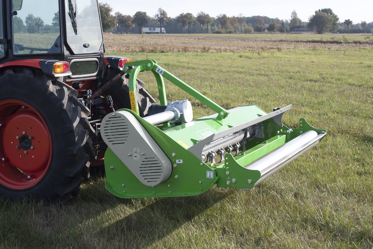 Bomet Schlegelmulcher / Flail mower / Faucheuse à fléaux / Condizionatore a flagelli / Мульчер / Kosiarka bijakowa Indus 2 m - Kladivkový mulčovač: obrázok 1 Bomet Schlegelmulcher / Flail mower / Faucheuse à fléaux / Condizionatore a flagelli / Мульчер / Kosiarka bijakowa Indus 2 m - Kladivkový mulčovač: obrázok 1
