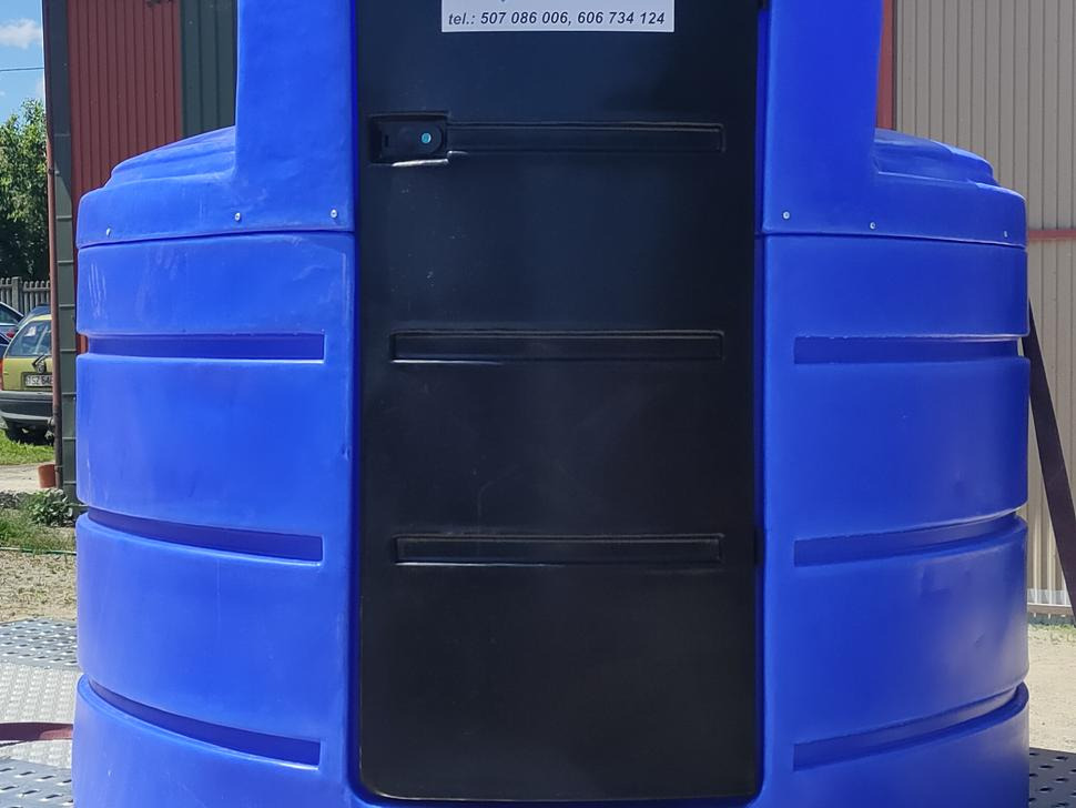 DC AdBlue tank / Cuve à AdBlue / Serbatoio per AdBlue / Бак для AdBlue / Adblue 2500 l - Skladovacia nádrž: obrázok 3 DC AdBlue tank / Cuve à AdBlue / Serbatoio per AdBlue / Бак для AdBlue / Adblue 2500 l - Skladovacia nádrž: obrázok 3