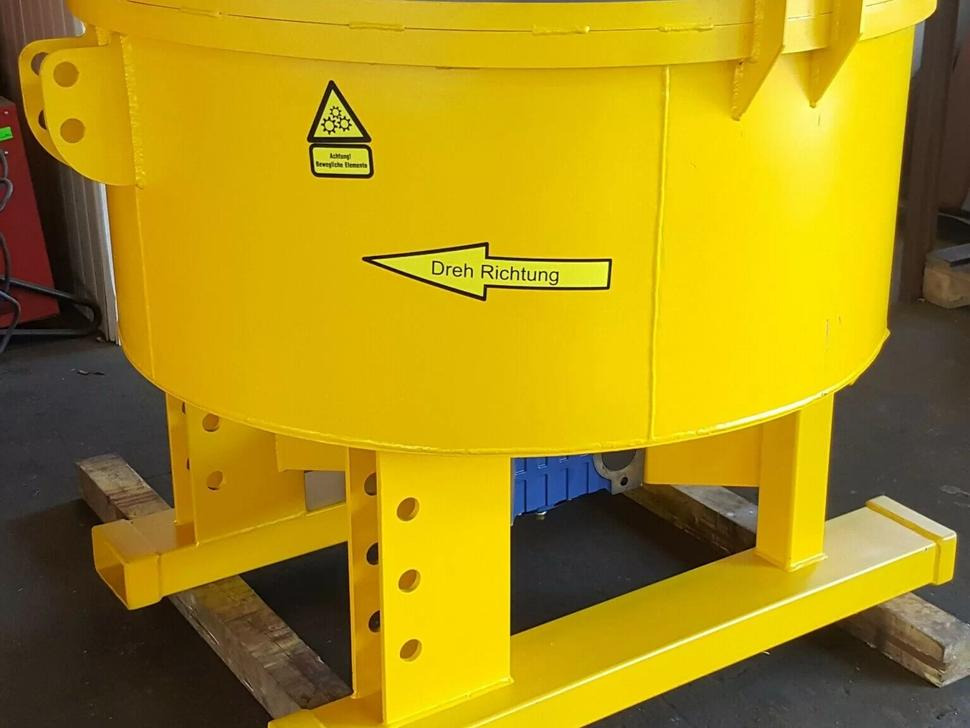 DC Betonmischer / Electric concrete mixer / Malaxeur à béton électrique / Betoniera / Бетономешалка с электроприводом / Betoniarka elektryczna 400 l - Stavebná miešačka: obrázok 1 DC Betonmischer / Electric concrete mixer / Malaxeur à béton électrique / Betoniera / Бетономешалка с электроприводом / Betoniarka elektryczna 400 l - Stavebná miešačka: obrázok 1