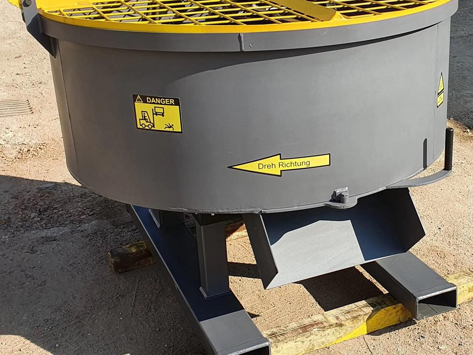 DC Betonmischer / Hydraulic concrete mixer / Malaxeur à béton hydraulique / Betoniera / Бетономешалка с гидравлическим приводом / Betoniarka hydrauliczna 1000 l - Stavebná miešačka: obrázok 1 DC Betonmischer / Hydraulic concrete mixer / Malaxeur à béton hydraulique / Betoniera / Бетономешалка с гидравлическим приводом / Betoniarka hydrauliczna 1000 l - Stavebná miešačka: obrázok 1