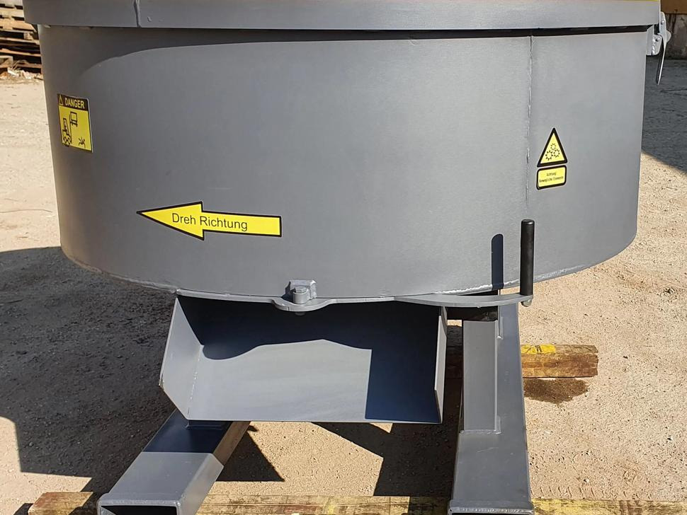 DC Betonmischer / Hydraulic concrete mixer / Malaxeur à béton hydraulique / Betoniera / Бетономешалка с гидравлическим приводом / Betoniarka hydrauliczna 1000 l - Stavebná miešačka: obrázok 3 DC Betonmischer / Hydraulic concrete mixer / Malaxeur à béton hydraulique / Betoniera / Бетономешалка с гидравлическим приводом / Betoniarka hydrauliczna 1000 l - Stavebná miešačka: obrázok 3