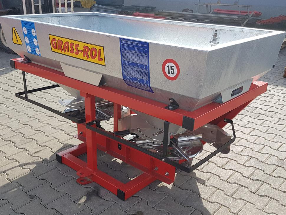 Grass-Rol Düngerstreuer / Fertilizer spreader / Epandeur d'engrais / Spandiconcime / Разбрасыватель удобрений / Rozsiewacz nawozu 1000 l - Rozmetač hnojiva: obrázok 4 Grass-Rol Düngerstreuer / Fertilizer spreader / Epandeur d'engrais / Spandiconcime / Разбрасыватель удобрений / Rozsiewacz nawozu 1000 l - Rozmetač hnojiva: obrázok 4