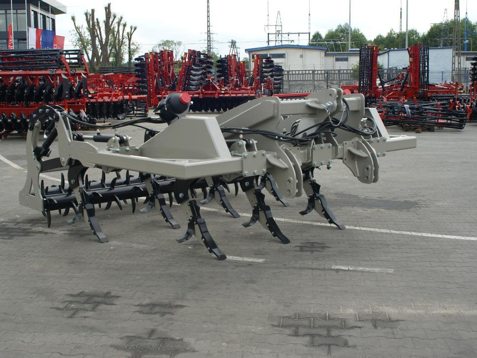 ROLEX Meißelpflug / Chisel plough / Decompacteur chisel / Aratro a scalpello Chisel / Чизельный плуг / Pług dłutowy 3 m - Podryvák: obrázok 5 ROLEX Meißelpflug / Chisel plough / Decompacteur chisel / Aratro a scalpello Chisel / Чизельный плуг / Pług dłutowy 3 m - Podryvák: obrázok 5