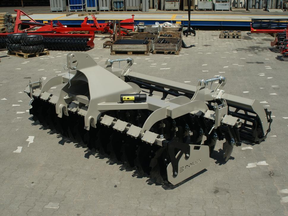 ROLEX Scheibenegge / Disc harrow / Dechaumeur à disques / Erpice a dischi / Дисковая борона / Brona talerzowa 3 m - Diskový pluh: obrázok 1 ROLEX Scheibenegge / Disc harrow / Dechaumeur à disques / Erpice a dischi / Дисковая борона / Brona talerzowa 3 m - Diskový pluh: obrázok 1