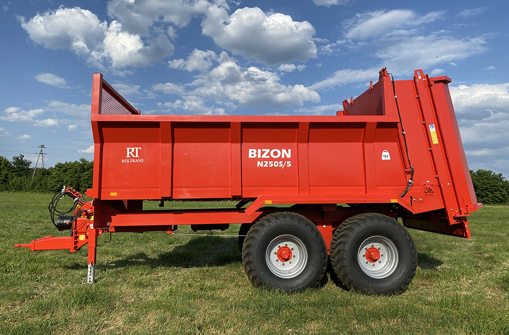 Roltrans Miststreuer / Manure spreader / Epandeur à fumier / Spandiletame / Разбрасыватель органических удобрений / Rozrzutnik obornika N250S/5 10 t - Rozmetadlo hnoja: obrázok 2 Roltrans Miststreuer / Manure spreader / Epandeur à fumier / Spandiletame / Разбрасыватель органических удобрений / Rozrzutnik obornika N250S/5 10 t - Rozmetadlo hnoja: obrázok 2