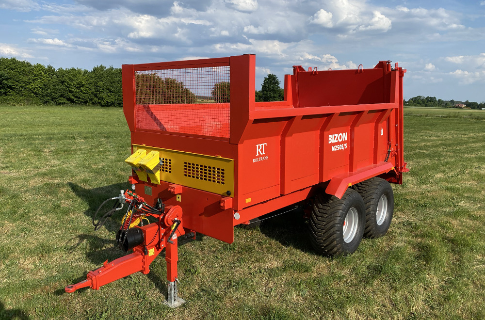 Roltrans Miststreuer / Manure spreader / Epandeur à fumier / Spandiletame / Разбрасыватель органических удобрений / Rozrzutnik obornika N250S/5 10 t - Rozmetadlo hnoja: obrázok 1 Roltrans Miststreuer / Manure spreader / Epandeur à fumier / Spandiletame / Разбрасыватель органических удобрений / Rozrzutnik obornika N250S/5 10 t - Rozmetadlo hnoja: obrázok 1