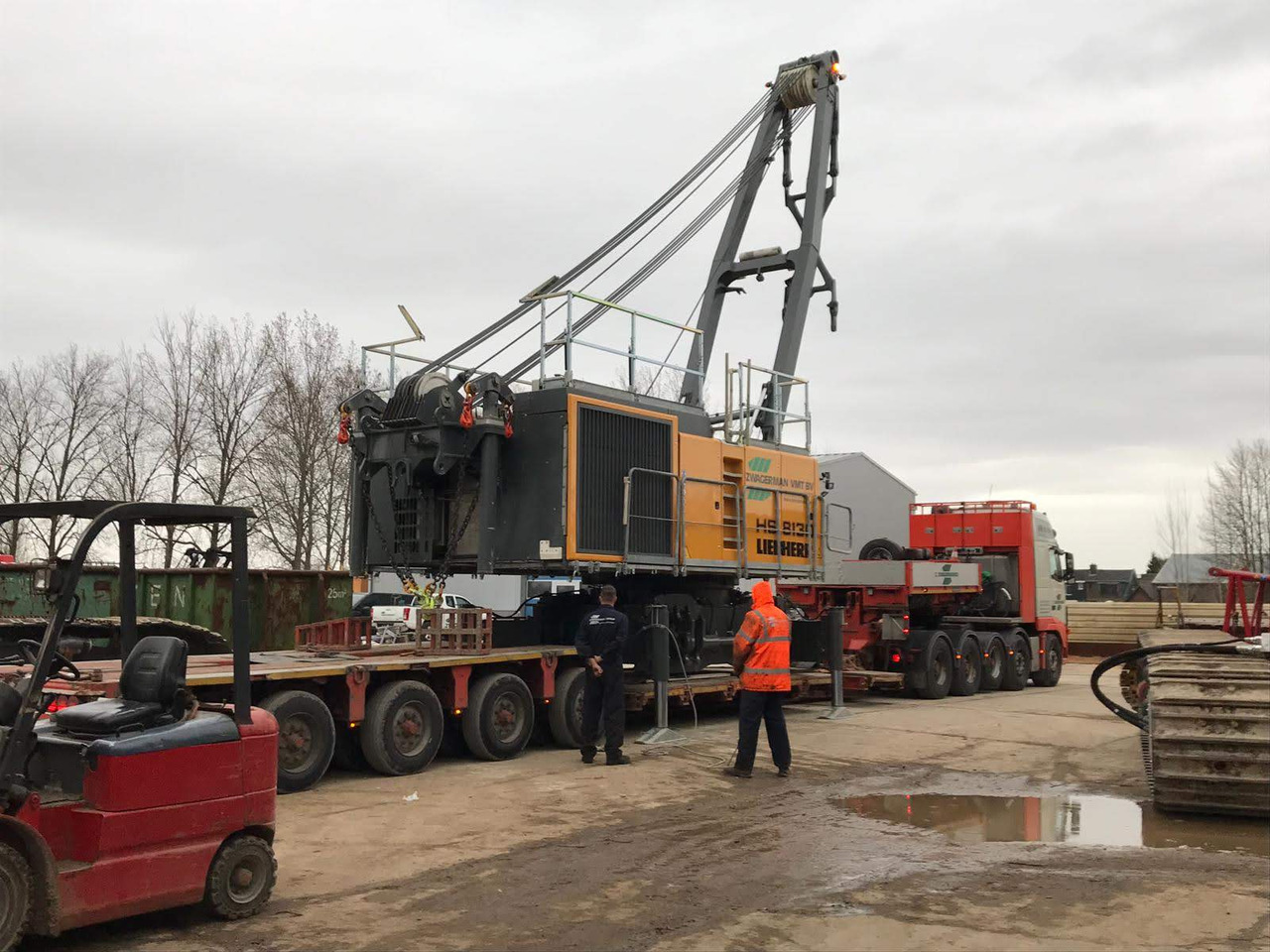 Liebherr HS 8130 HD - Rýpadlo vlečným korečkem: obrázok 3 Liebherr HS 8130 HD - Rýpadlo vlečným korečkem: obrázok 3