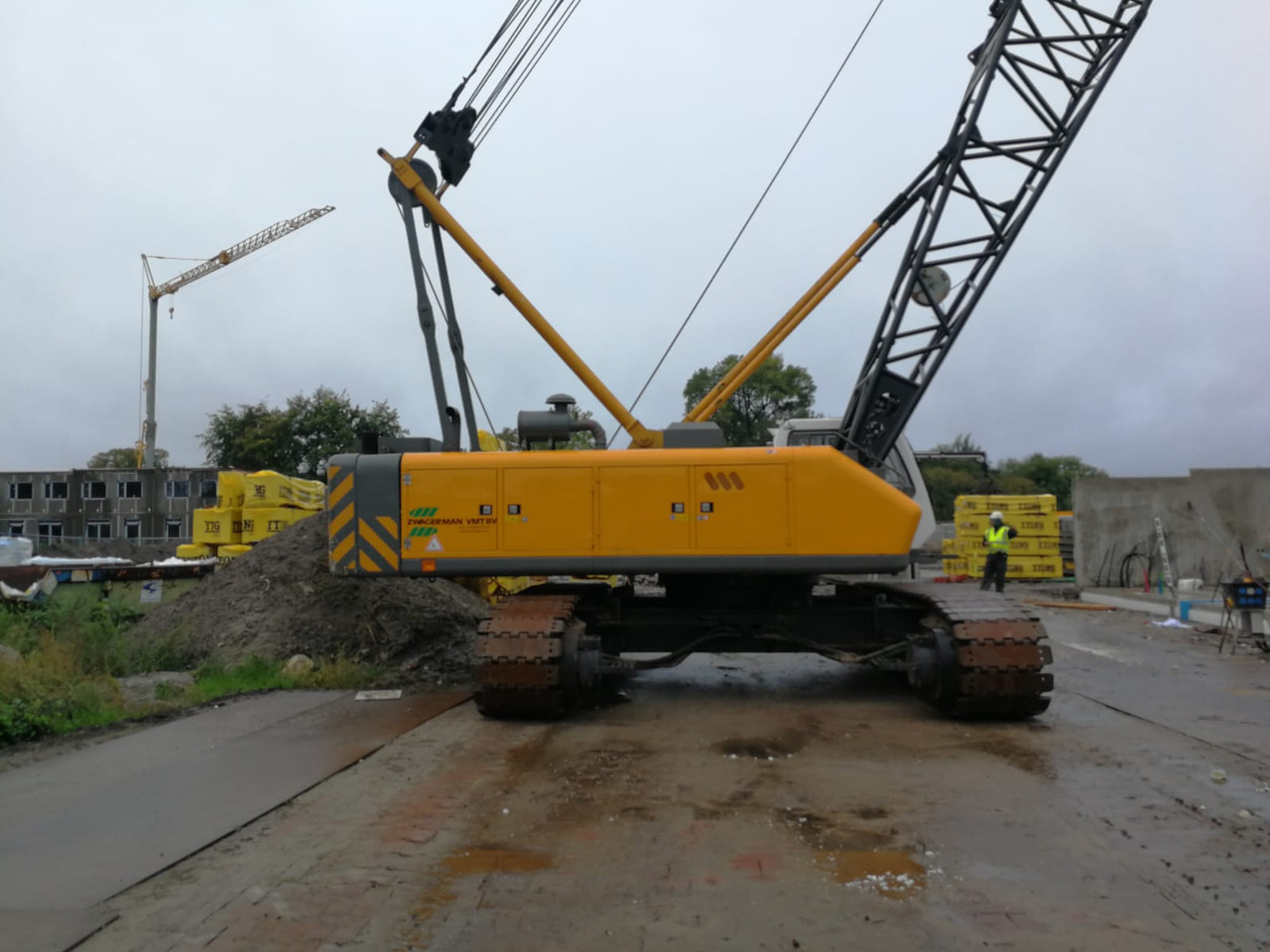 Zoomlion QUY 70 - Pásový žeriav: obrázok 3 Zoomlion QUY 70 - Pásový žeriav: obrázok 3