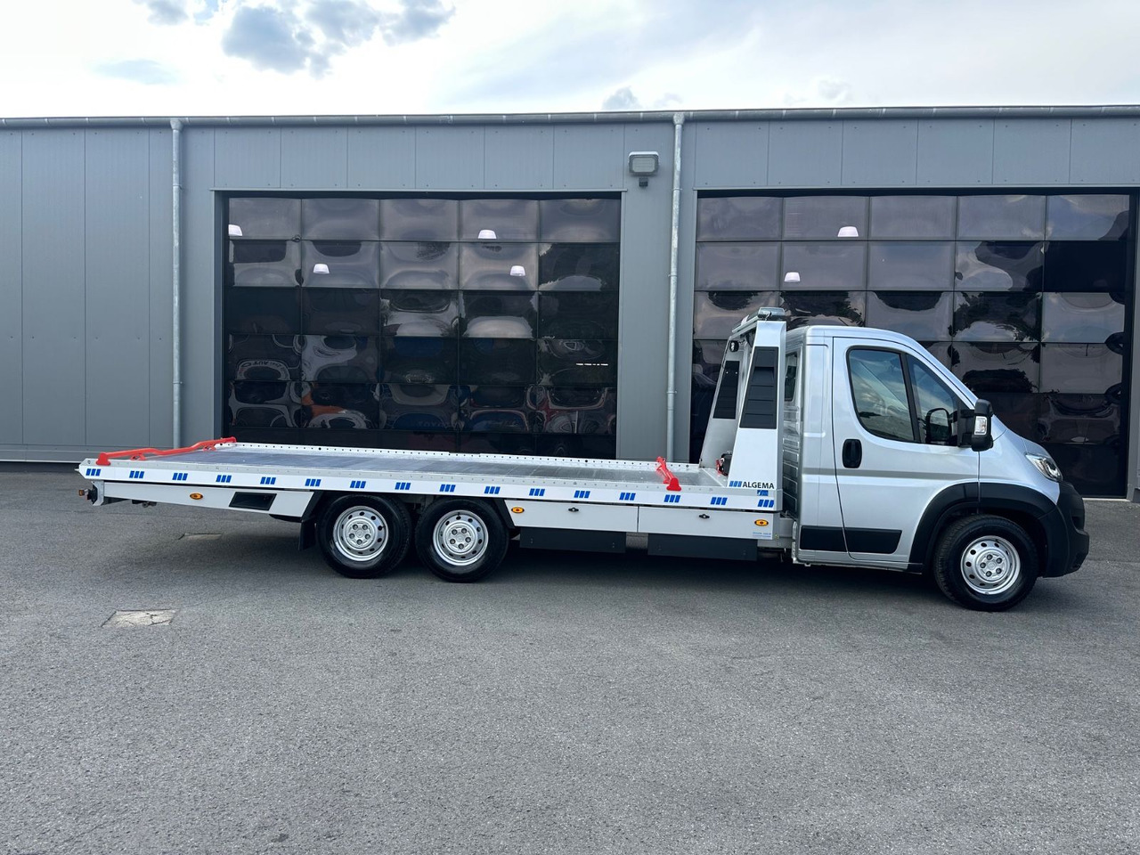 Algema Opel Movano & ALGEMA Blitzlader2 /3,1to Nutzlast Algema Opel Movano & ALGEMA Blitzlader2 /3,1to Nutzlast - Nákladné vozidlo na prepravu automobilov, Dodávka: obrázok 2 Algema Opel Movano & ALGEMA Blitzlader2 /3,1to Nutzlast Algema Opel Movano & ALGEMA Blitzlader2 /3,1to Nutzlast - Nákladné vozidlo na prepravu automobilov, Dodávka: obrázok 2