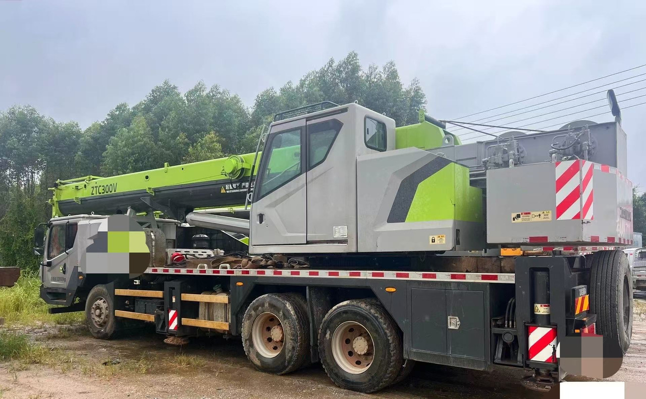 ZOOMLION ZOOMLION ZOOMLION - Autožeriav: obrázok 4 ZOOMLION ZOOMLION ZOOMLION - Autožeriav: obrázok 4