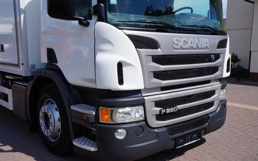 Scania P280 Euro 6 18 TON CHŁODNIA 16 PALET NISKI PRZEBIEG - Chladirenské nákladné vozidlo: obrázok 5 Scania P280 Euro 6 18 TON CHŁODNIA 16 PALET NISKI PRZEBIEG - Chladirenské nákladné vozidlo: obrázok 5