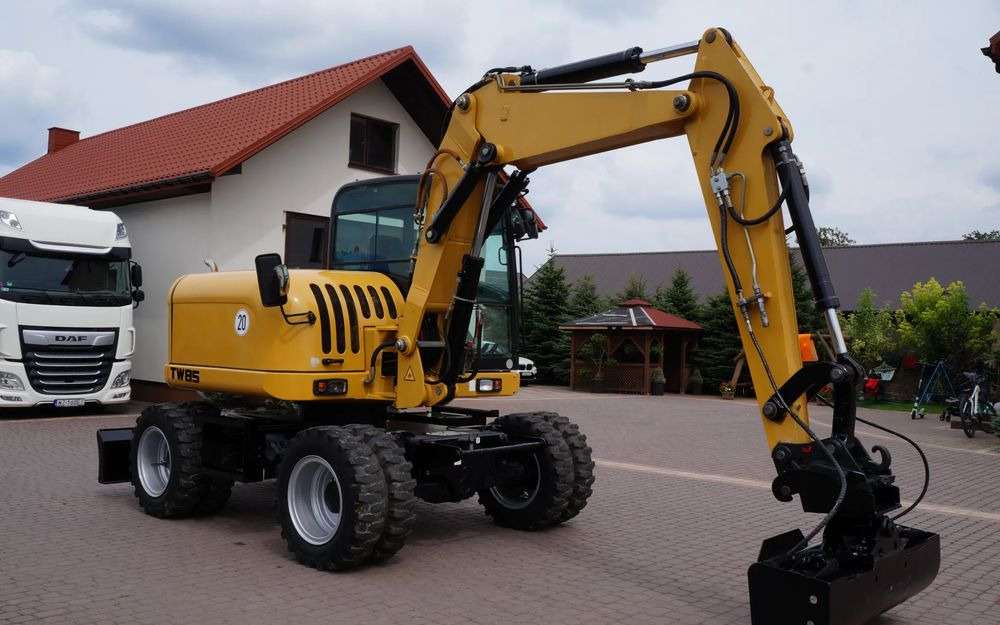 Terex TW 85 Koparka kołowa Sprowadzona silnik DEUTZ Stan Wzorowy - Kolesové rýpadlo: obrázok 4 Terex TW 85 Koparka kołowa Sprowadzona silnik DEUTZ Stan Wzorowy - Kolesové rýpadlo: obrázok 4