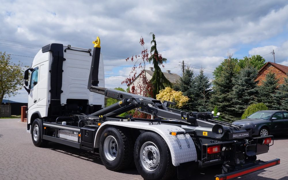 Volvo FH 460 6X2 HAKOWIEC MEILLER RK 20.70 OŚ SKRĘTNA I PODNOSZONA - Hákový nosič kontajnerov: obrázok 4 Volvo FH 460 6X2 HAKOWIEC MEILLER RK 20.70 OŚ SKRĘTNA I PODNOSZONA - Hákový nosič kontajnerov: obrázok 4