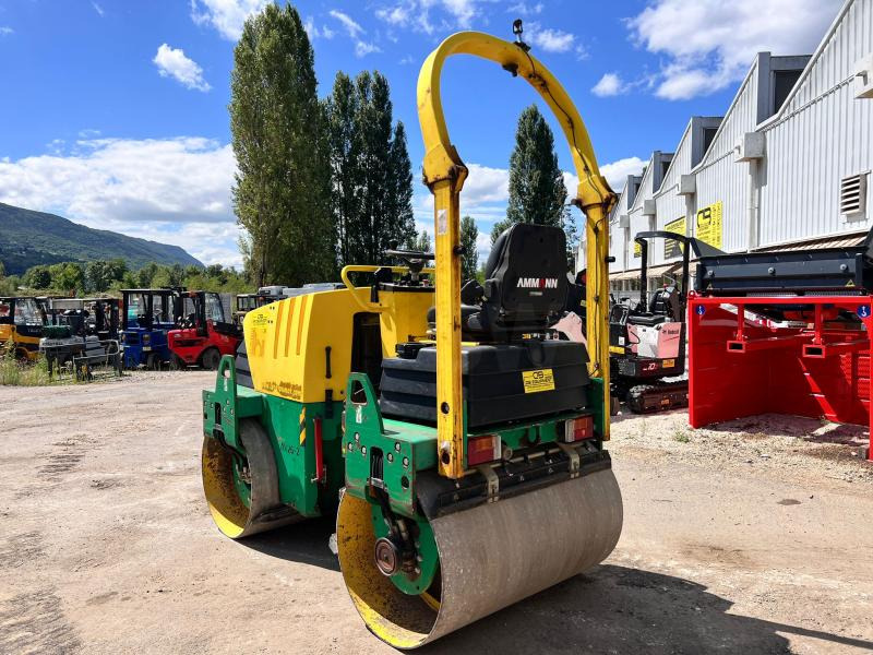 Ammann COMPACTEUR AV26-2 ROULEAU TANDEM VIBRANT ARTICULÉ - Minivalec: obrázok 5 Ammann COMPACTEUR AV26-2 ROULEAU TANDEM VIBRANT ARTICULÉ - Minivalec: obrázok 5