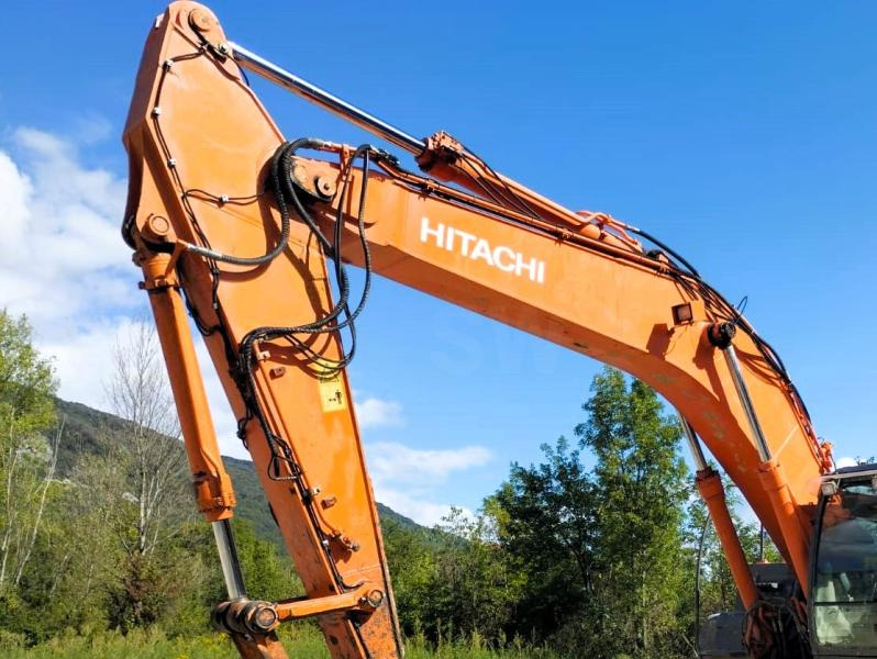 Pásové rýpadlo HITACHI PELLE ZX 350 LCN-3 35T: obrázok 6 Pásové rýpadlo HITACHI PELLE ZX 350 LCN-3 35T: obrázok 6
