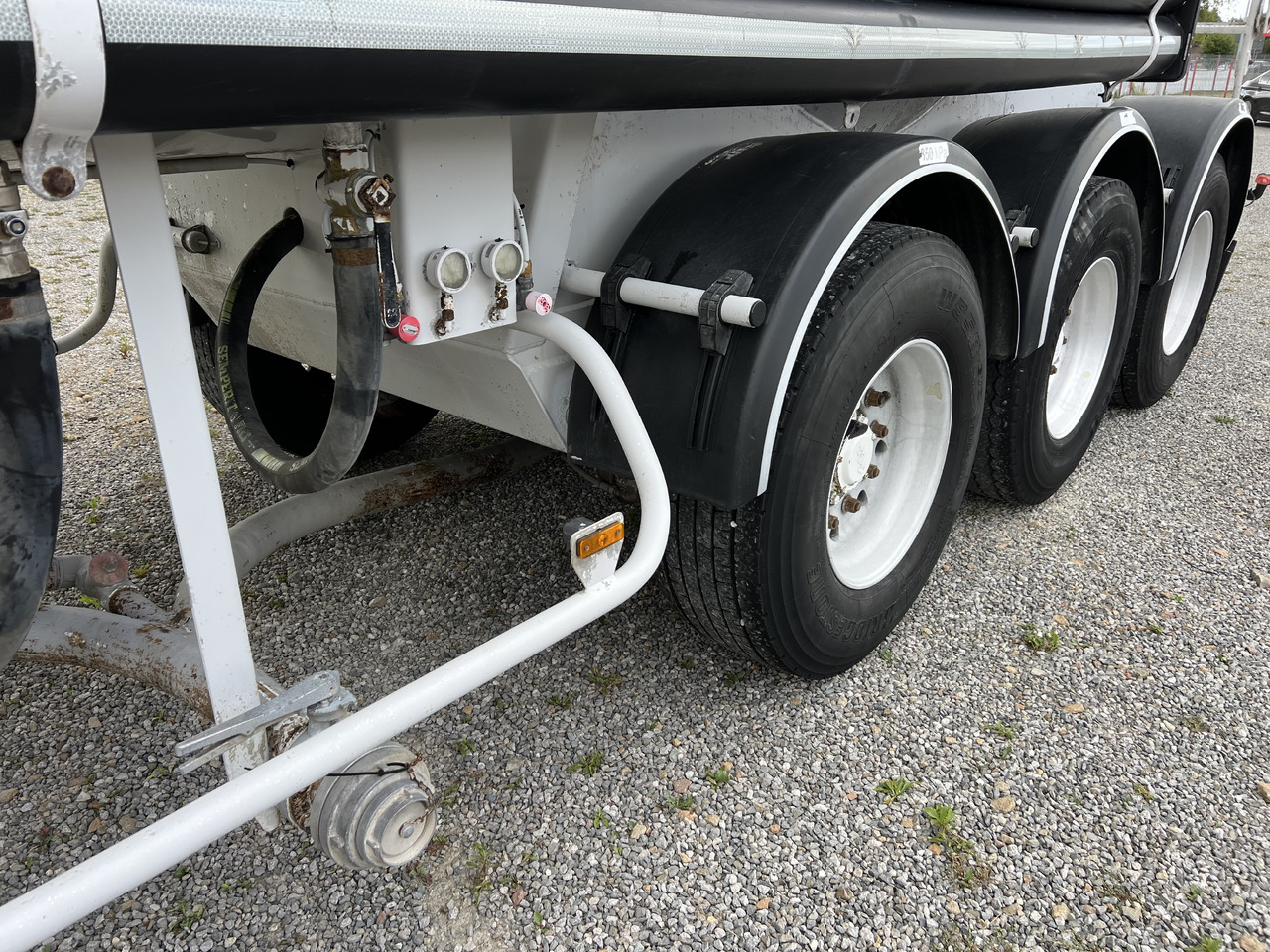 SPITZER S27DR-F010 - Silocisterna: obrázok 5 SPITZER S27DR-F010 - Silocisterna: obrázok 5