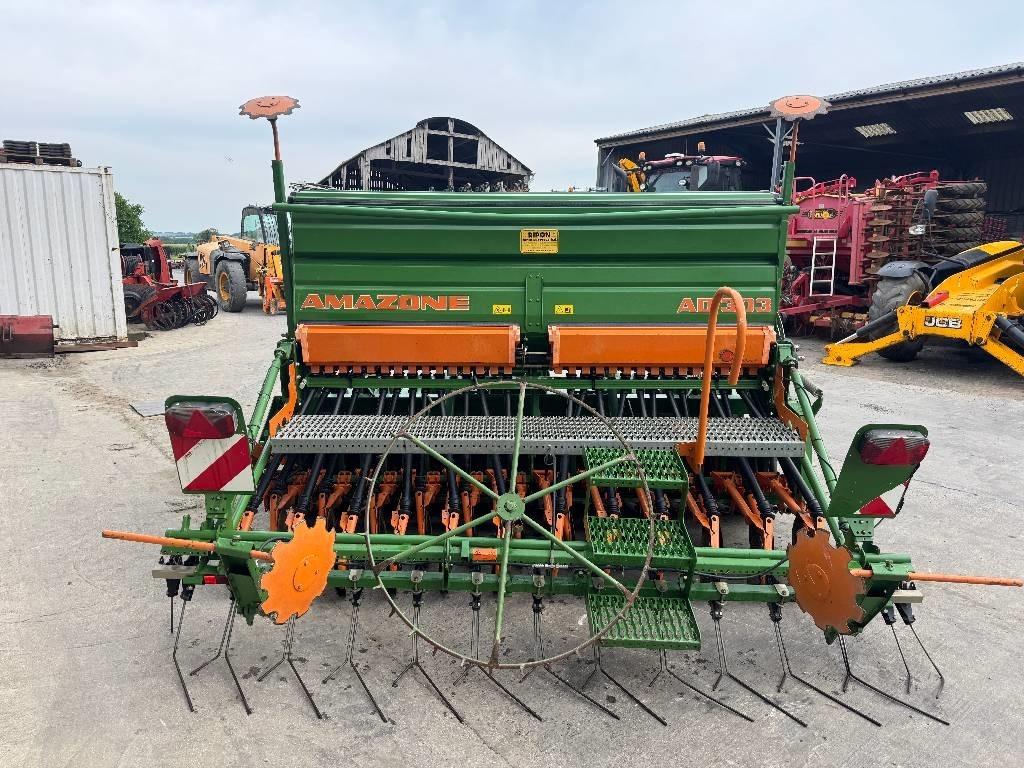 Amazone KE303-170 c/w AD303 Super Box Drill - Modulárny sejací stroj: obrázok 5 Amazone KE303-170 c/w AD303 Super Box Drill - Modulárny sejací stroj: obrázok 5