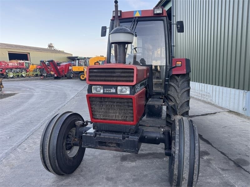 Case International 1056XL 2WD - Traktor: obrázok 5 Case International 1056XL 2WD - Traktor: obrázok 5