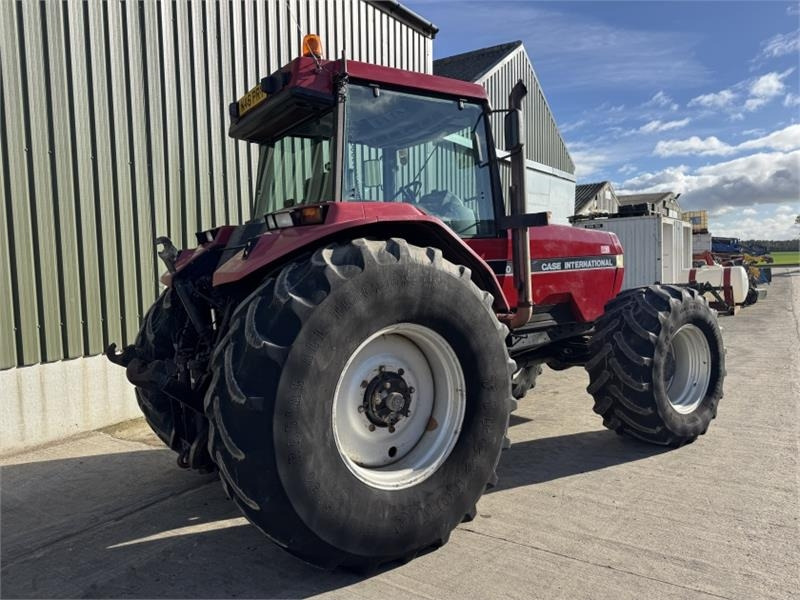 Case Magnum 7140 - Traktor: obrázok 2 Case Magnum 7140 - Traktor: obrázok 2