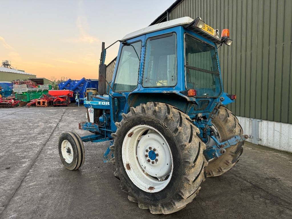 Ford 7610 2wd - Traktor: obrázok 2 Ford 7610 2wd - Traktor: obrázok 2