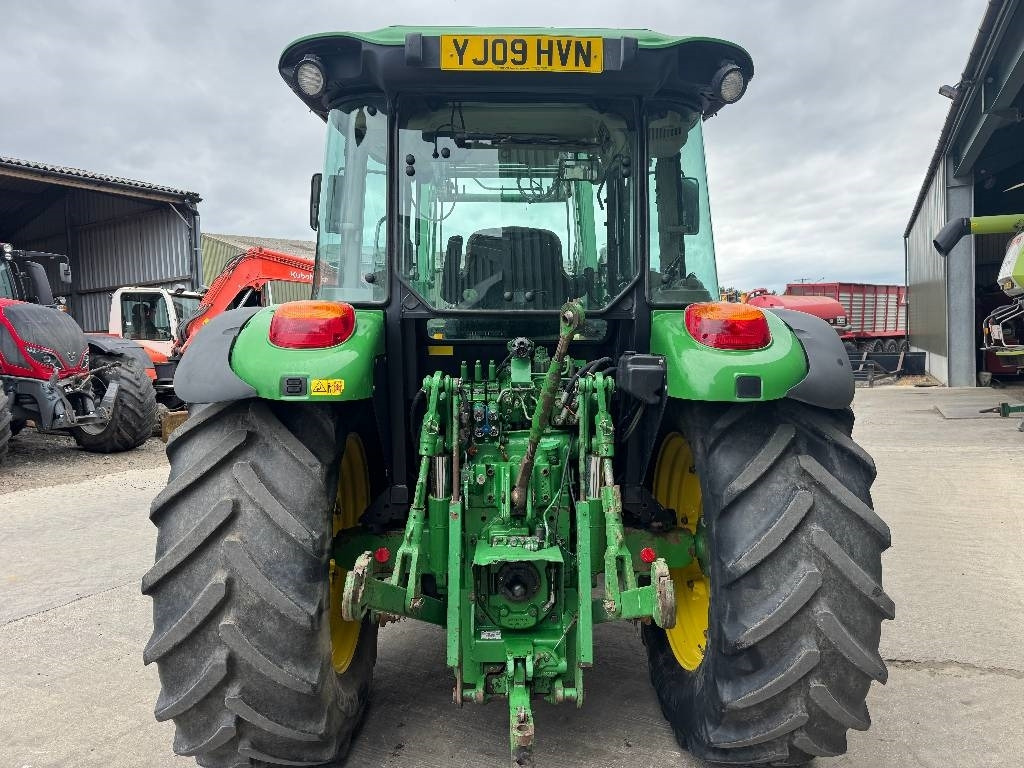 John Deere 5100 R - Traktor: obrázok 5 John Deere 5100 R - Traktor: obrázok 5