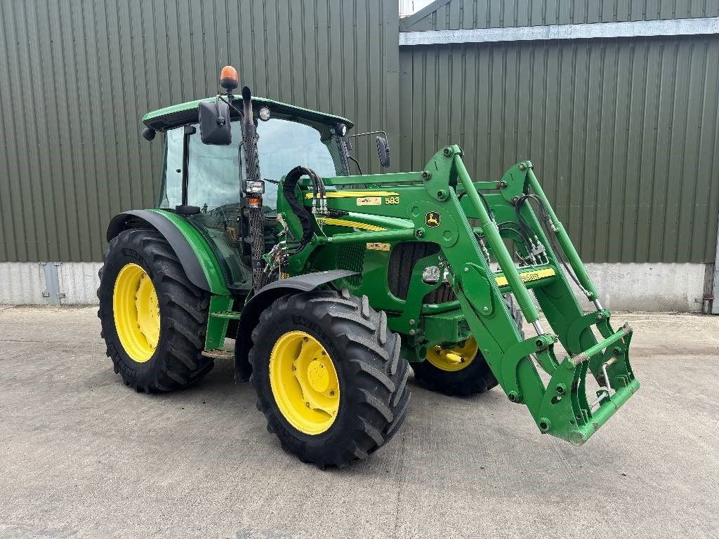 John Deere 5100 R - Traktor: obrázok 3 John Deere 5100 R - Traktor: obrázok 3