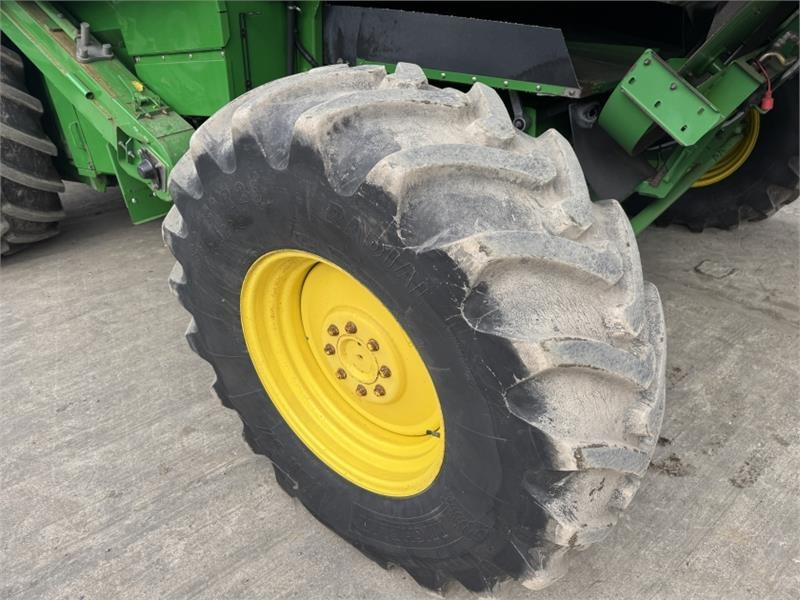 Příslušenstvo na kombajn John Deere 9660i WTS Hillmaster II c/w 622R Header: obrázok 9