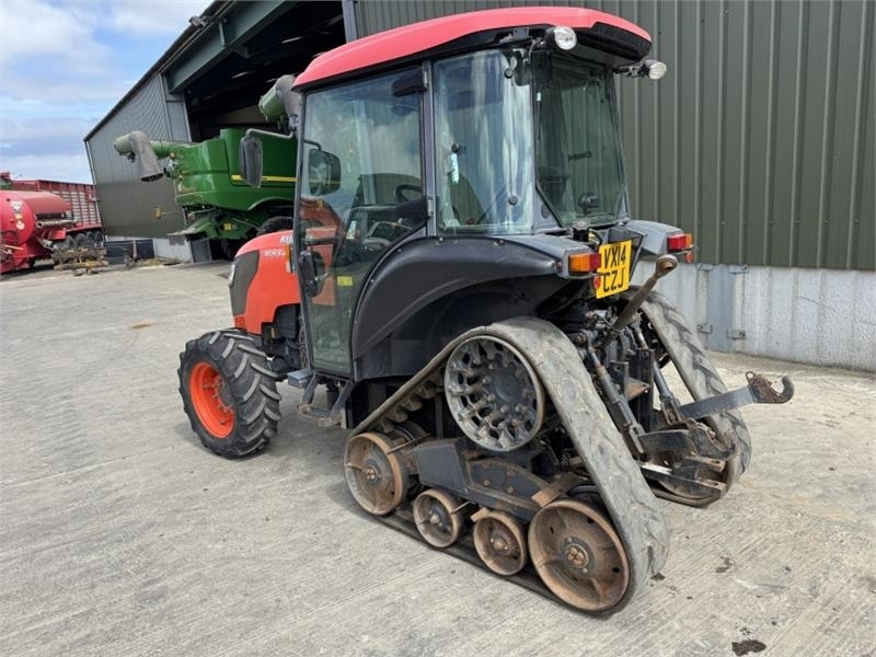 Kubota M8540 Narrow Half Track *85 HP* - Traktor: obrázok 2 Kubota M8540 Narrow Half Track *85 HP* - Traktor: obrázok 2