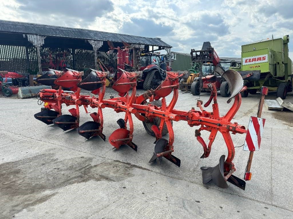 Kuhn VT 1180 M6H - Pluh: obrázok 4 Kuhn VT 1180 M6H - Pluh: obrázok 4