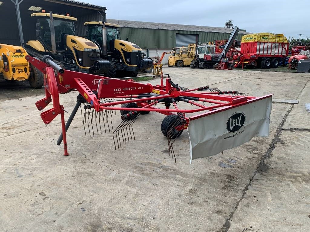 Lely Hibiscus 485 S Single Rotor Rake - Obracač sena: obrázok 2 Lely Hibiscus 485 S Single Rotor Rake - Obracač sena: obrázok 2